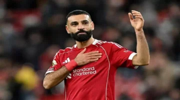 لغة الجسد تكشف امتنان محمد صلاح العميق لجماهير ليفربول وتأكده من ارتباطه بالنادي 1